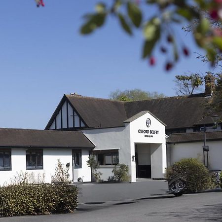 Oxford Belfry Hotel & Spa Thame Exterior foto