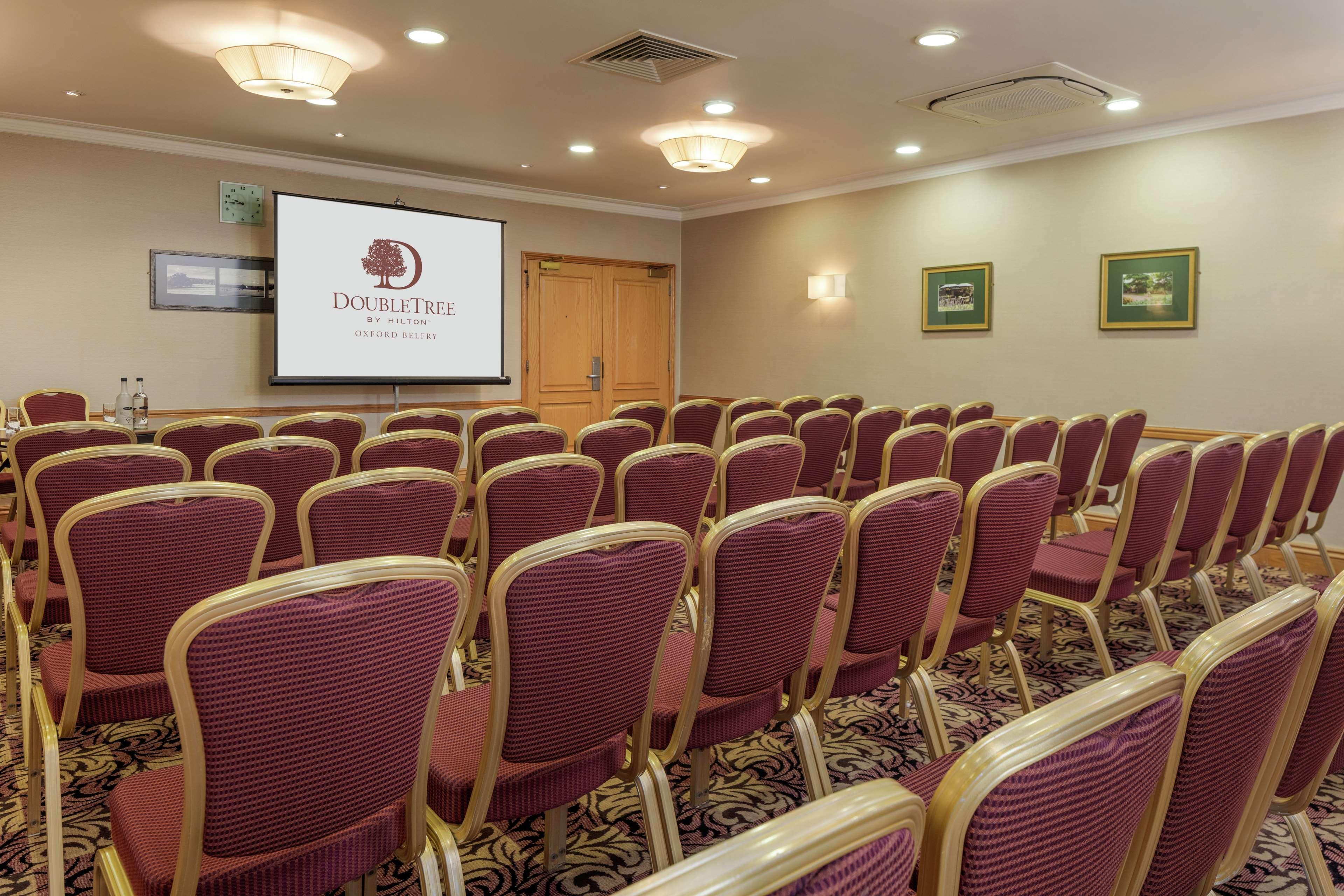 Oxford Belfry Hotel & Spa Thame Exterior foto