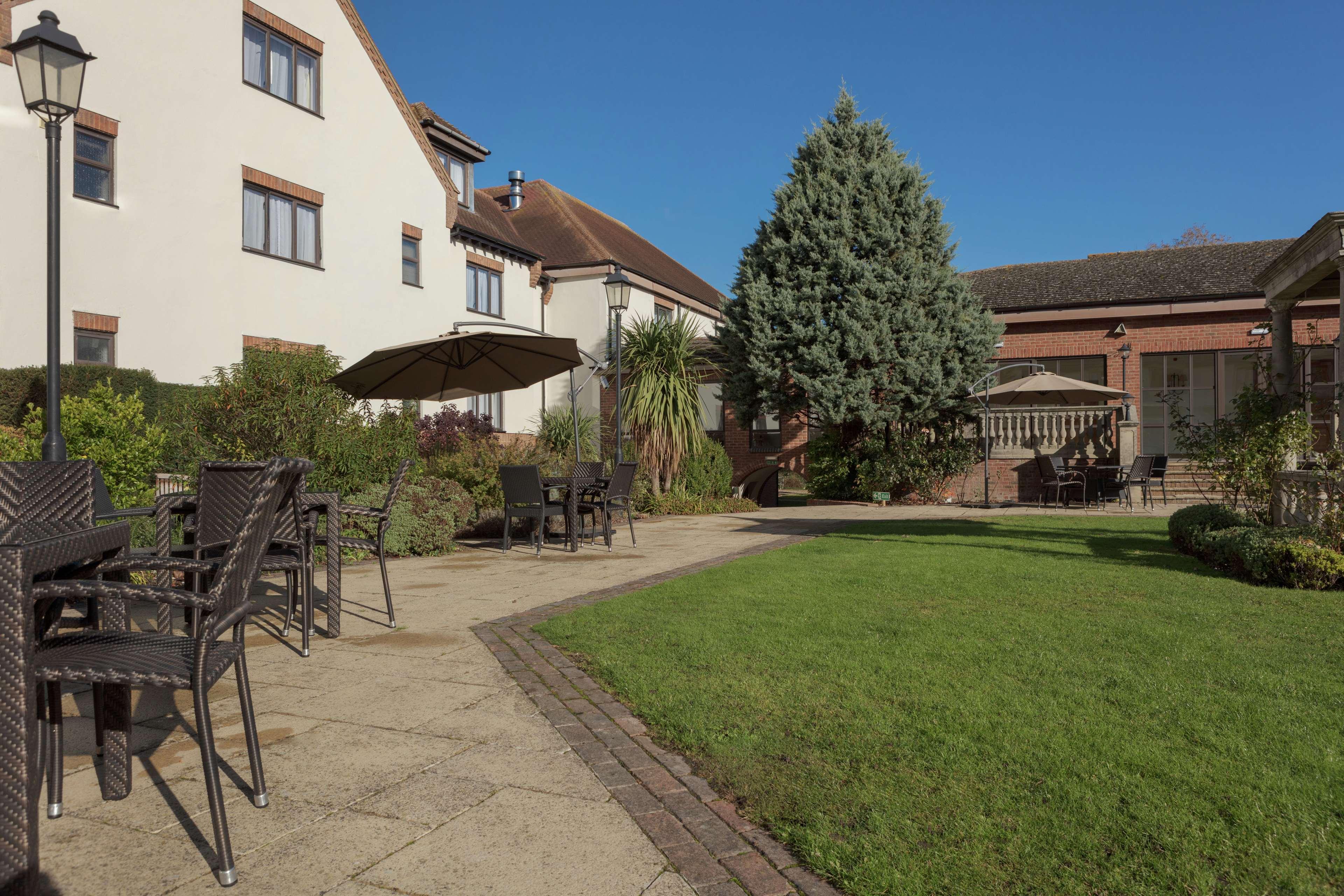 Oxford Belfry Hotel & Spa Thame Exterior foto