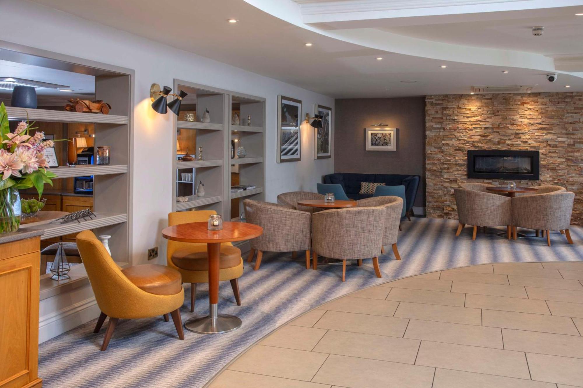 Oxford Belfry Hotel & Spa Thame Exterior foto